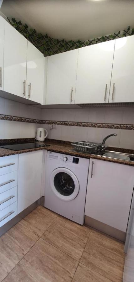 Harbour View - 2 Bed Apt - Torrevieja Apartment Екстериор снимка
