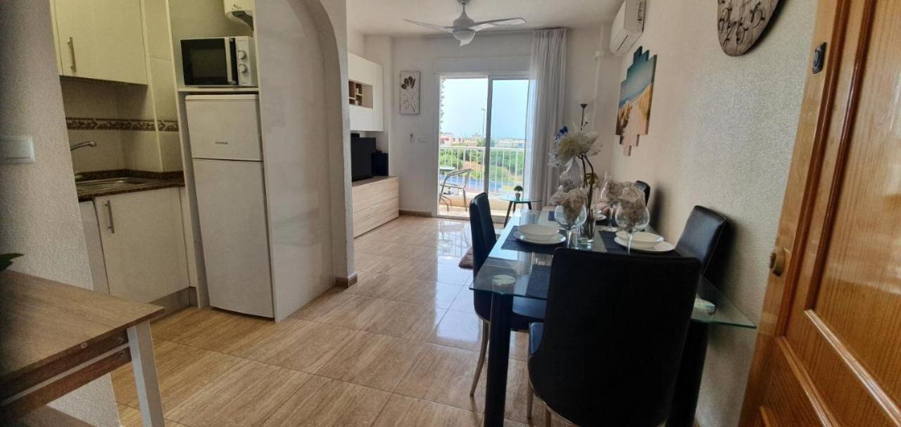 Harbour View - 2 Bed Apt - Torrevieja Apartment Екстериор снимка